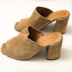 Pure Navy Tan Suede Block Heel Mules (like new!)